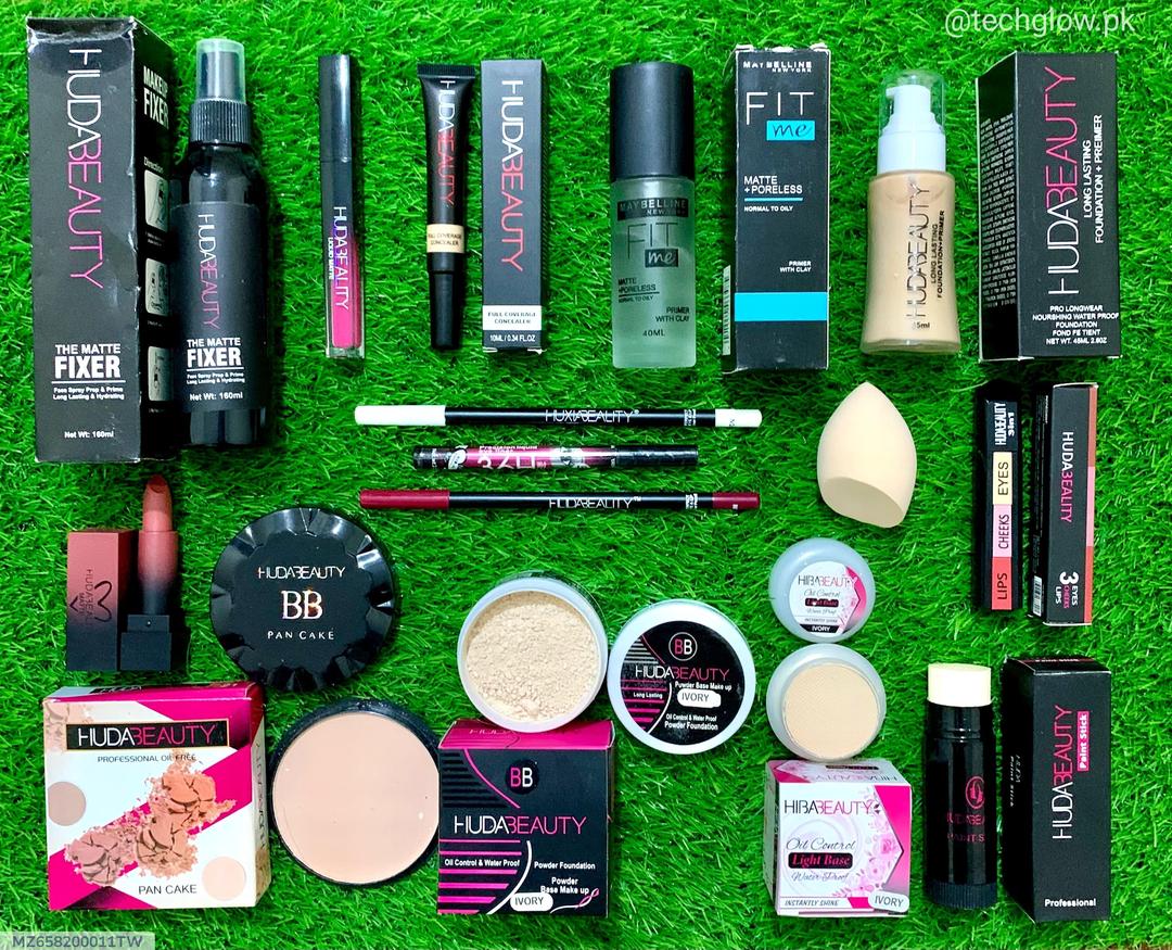 15 in 1 Makeup Deal - Image 3